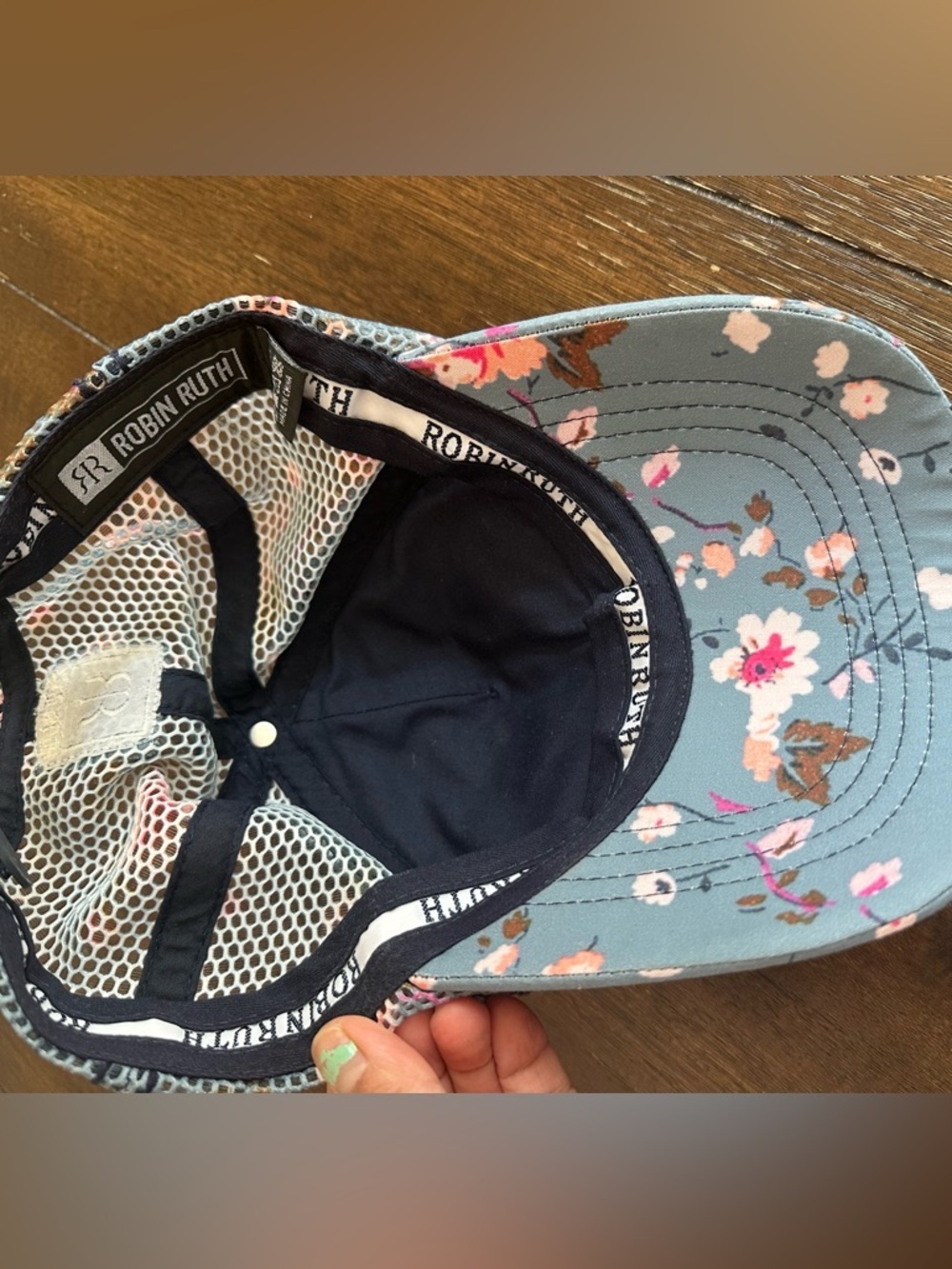 Robin Ruth Utah elevated hat - Picture 3 of 10
